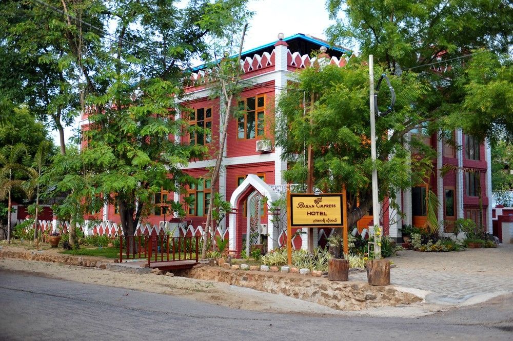 蒲甘皇后大酒店 New Bagan 外观 照片